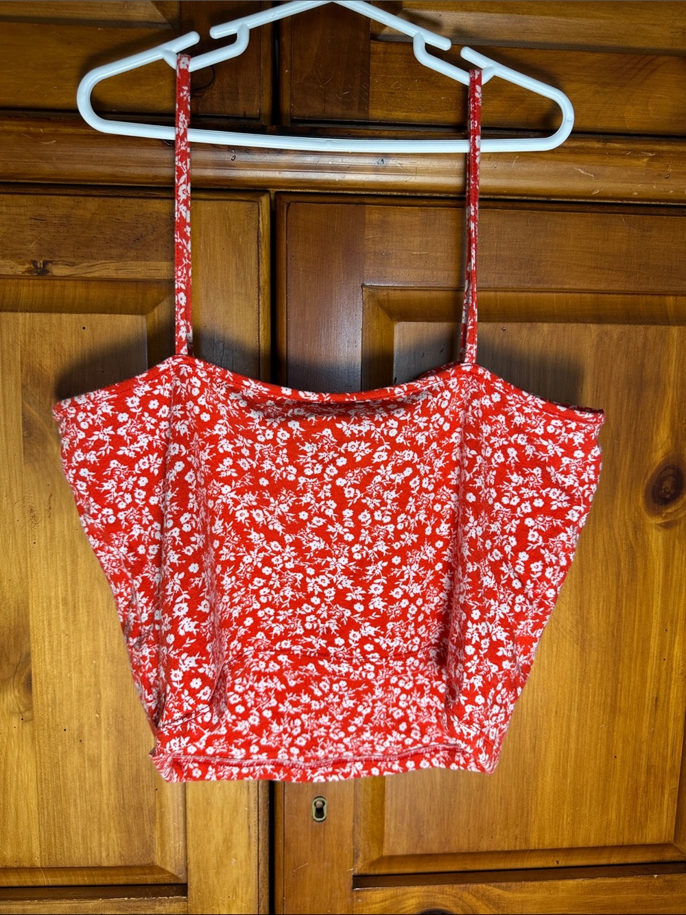 PacSun Women’s Red Floral Crop Top - Picture 2 of 2